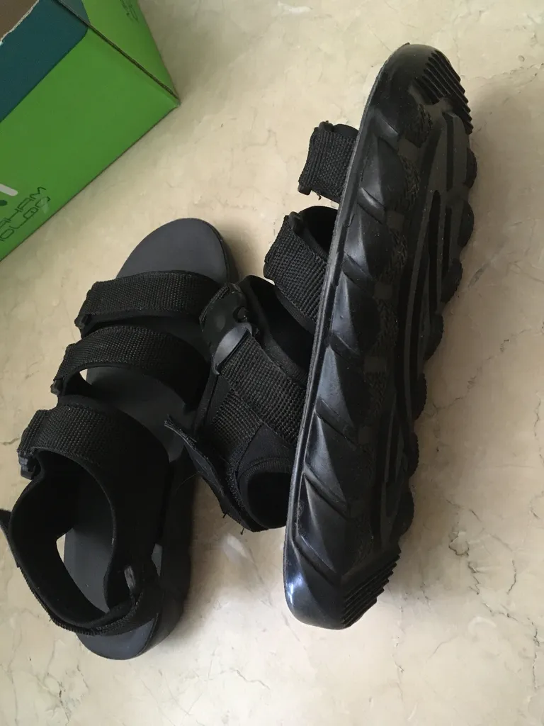 صندل پسرانه مدل 8828 کد RS-BK-077