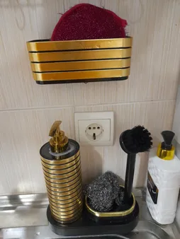 پمپ مایع ظرفشویی مدل گیلبرت به همراه فرچه و سیم طرفشویی