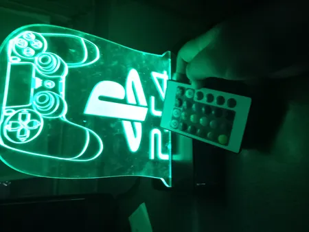 چراغ رومیزی مدل پلی استیشن4