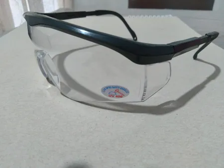 عینک ایمنی مدل 185