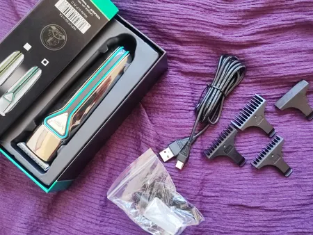 ماشین اصلاح موی سر و صورت وی جی ار مدل V-008