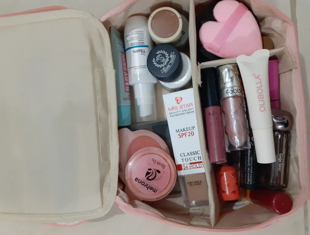 کیف لوازم آرایش زنانه مدل T975