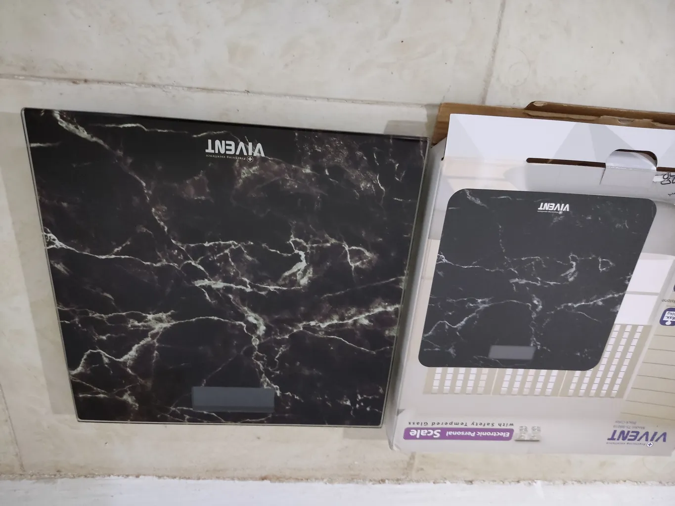 ترازو دیجیتال ویونت مدل B8016