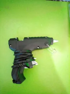 تجریه خرید دستگاه چسب تفنگی مدل G-250 به همراه یک عدد چسب حرارتی بزرگ بصورت رایگان