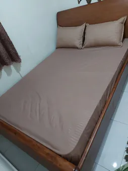 ملحفه مدل کشدار هتلی دو نفره سایز 200x160 سانتی متر