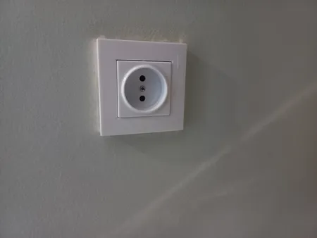 پریز بهداد الکتریک مدل ورتکس