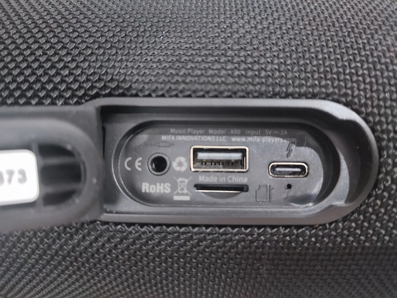 اسپیکر بلوتوثی قابل حمل میفا مدل A90