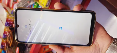 گوشی موبایل سامسونگ مدل Galaxy A05 دو سیم کارت ظرفیت 64 گیگابایت و رم 4 گیگابایت به همراه شارژر سامسونگ