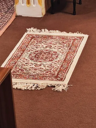 فرش ماشینی زمرد مشهد طرح 14003 زمینه کرم