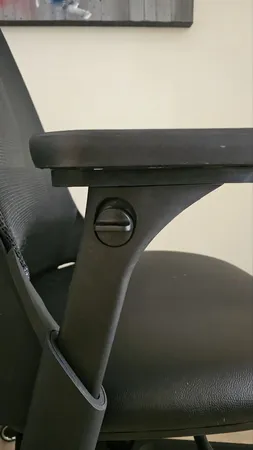 صندلی مدیریتی لیو مدل X81su