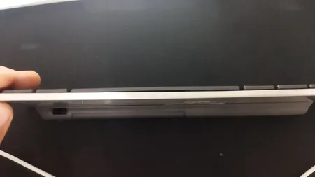 کیبورد بی‌سیم گرین مدل GK-102W با حروف فارسی