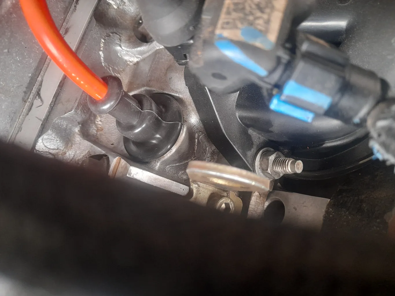 وایر شمع تقویتی خودرو ان جی کی کد 05 مناسب برای پژو 405 بسته 4 عددی