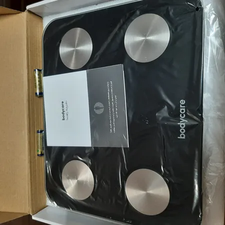 ترازو دیجیتال بادی کر مدل BFISW01