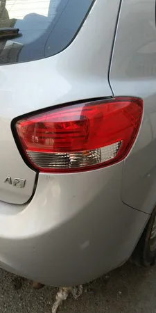 چراغ خطر عقب راست خودرو جمع ساز مدل فابریک مناسب برای تیبا 2