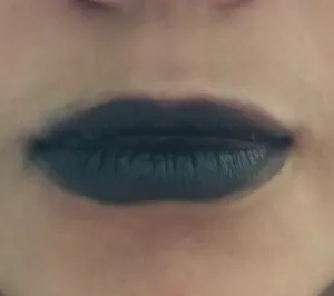 تجریه خرید رژ لب جامد مرو مدل Ebony شماره 00