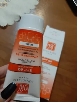 کرم ضدآفتاب بی‌رنگ مای SPF60 مدل Extreme Protection، مناسب پوست‌های نرمال تا خشک، حجم 50 میلی‌لیتر