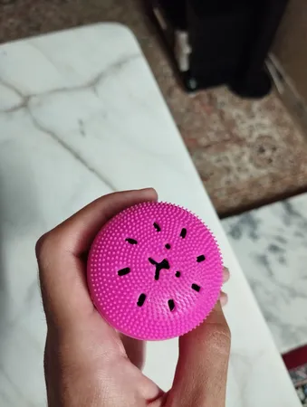 برس پاک‌سازی و پد آرایشی میو استار مدل 01