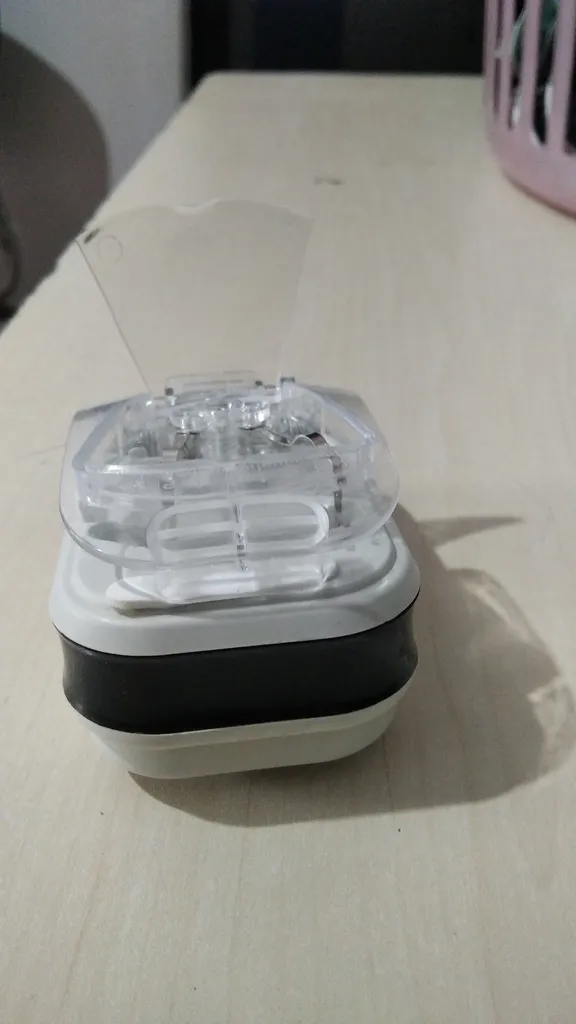 شارژر باتری موبایل مدل Galleria-010