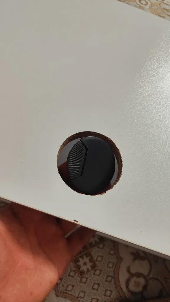 میز تلویزیون دیواری مدل TS60