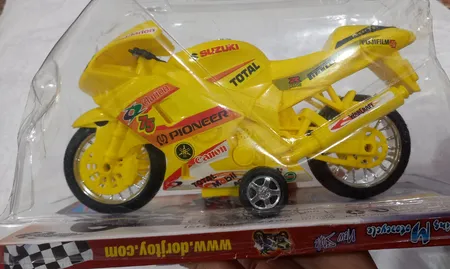 اسباب بازی موتورسیکلت مدل سوزوکی اسپرت