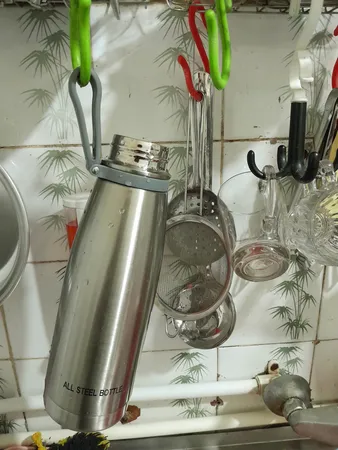 ماگ سفری مدل vacuum bottle گنجایش 0.8 لیتر