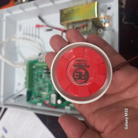 دزدگیر اماکن کلاسیک مدل Z4 Ultra + G1 Ultra Plus Siren