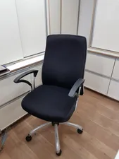 تجریه خرید صندلی اداری هوگر مدل KH440