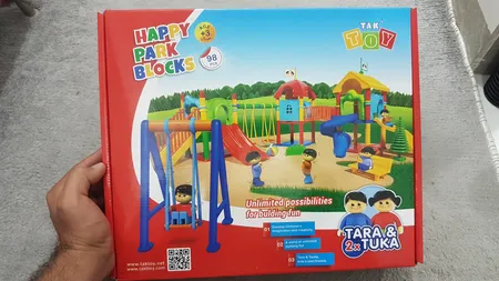 بازی آموزشی 98 تکه تک توی مدل Happy Park Blocks