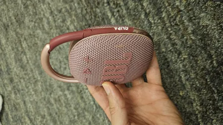 اسپیکر بلوتوثی قابل حمل جی بی ال مدل clip 4