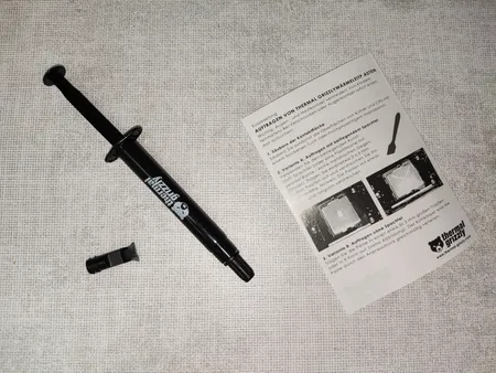 خمیر سیلیکون ترمال گریزلی مدل kryonaut 5