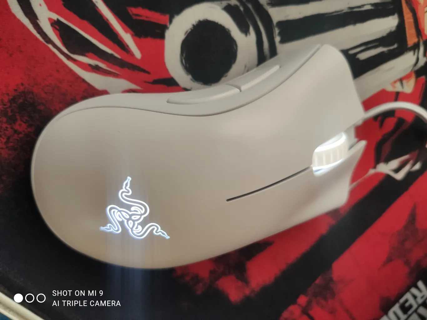 ماوس مخصوص بازی ریزر مدل DEATHADDER ESSENTIAL RZ01