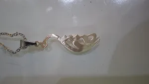 تجریه خرید گردنبند نقره ترمه مدل اسم مژده RT4