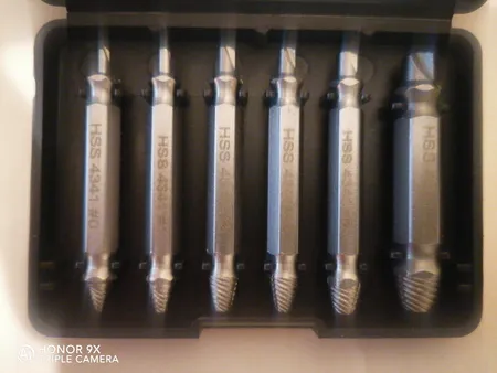 پیچ هرز بازکن مسترتولز کد 1212 مجموعه 6 عددی