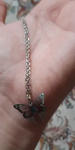 تجریه خرید گردنبند دخترانه مدل پلاک پروانه