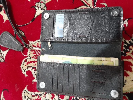 کیف پول مدل چند کاره