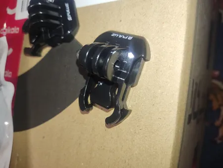 مانت دوربین ورزشی پلوز مدل Horizontal Surface مناسب برای گوپرو 2عدد