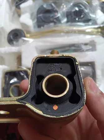 مجموعه قطعات جلوبندی اسفورتی کد 359 مناسب برای پژو 405 بسته 16 عددی