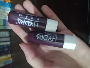 تجریه خرید بالم مرطوب کننده لب هیدرودرم مدل BLACKBERRY BOOST