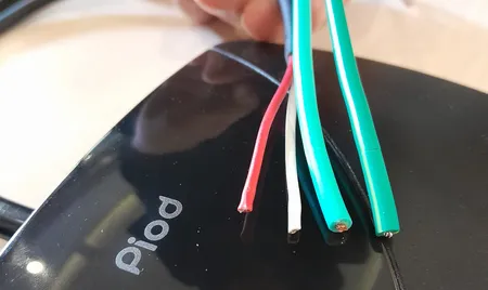 ردیاب خودرو پیوداپ مدل پیود P300 پلاس