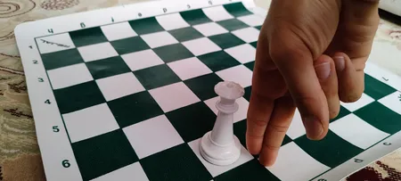 شطرنج رجال مدل فدراسیونی سنگین 5208 به همراه کیف