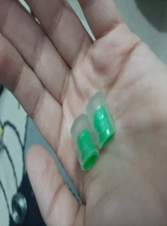 چراغ سر والف لاستیک مدل بدون باتری BE1101 بسته 2 عددی