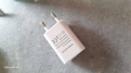 شارژر دیواری 5 وات مدل K-10  دو پین