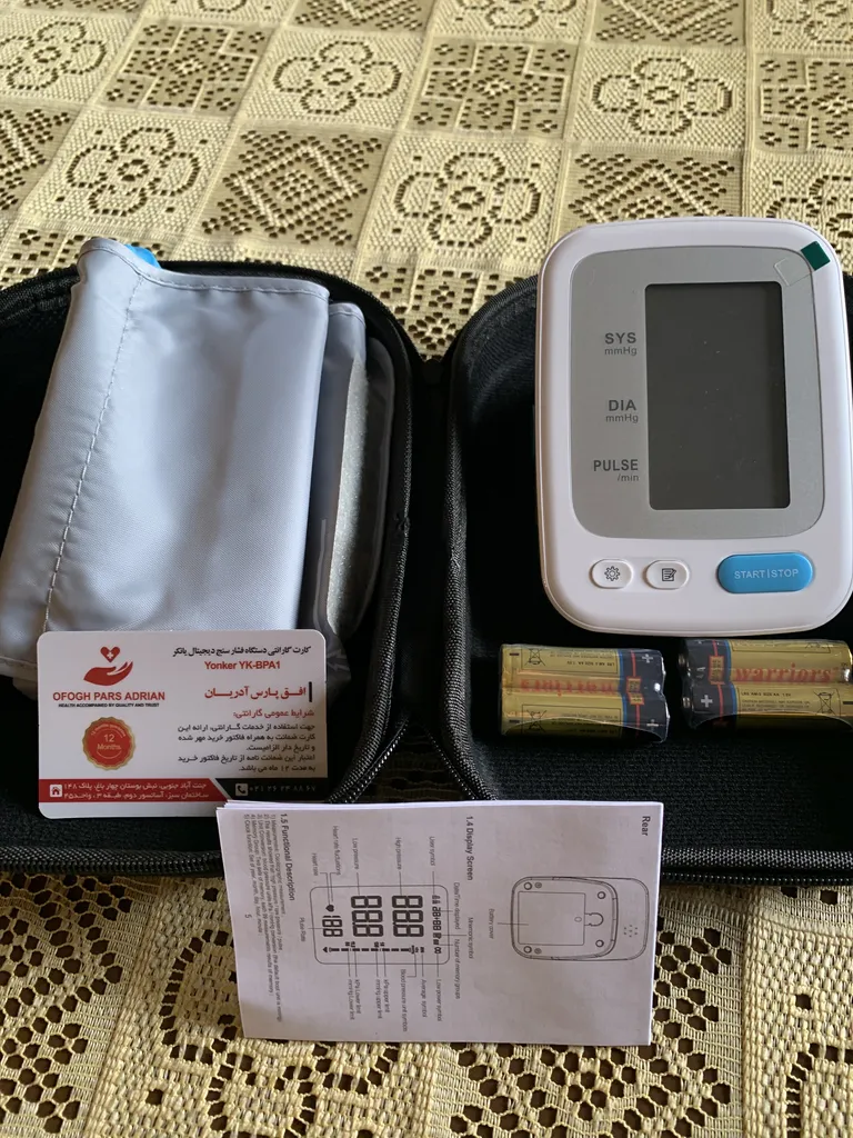 فشارسنج دیجیتال یونکر مدل سخنگو کد YK-BPA1