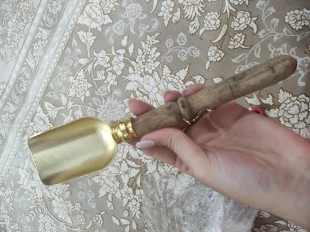 قاشق آجیل خوری مدل دسته چوبی