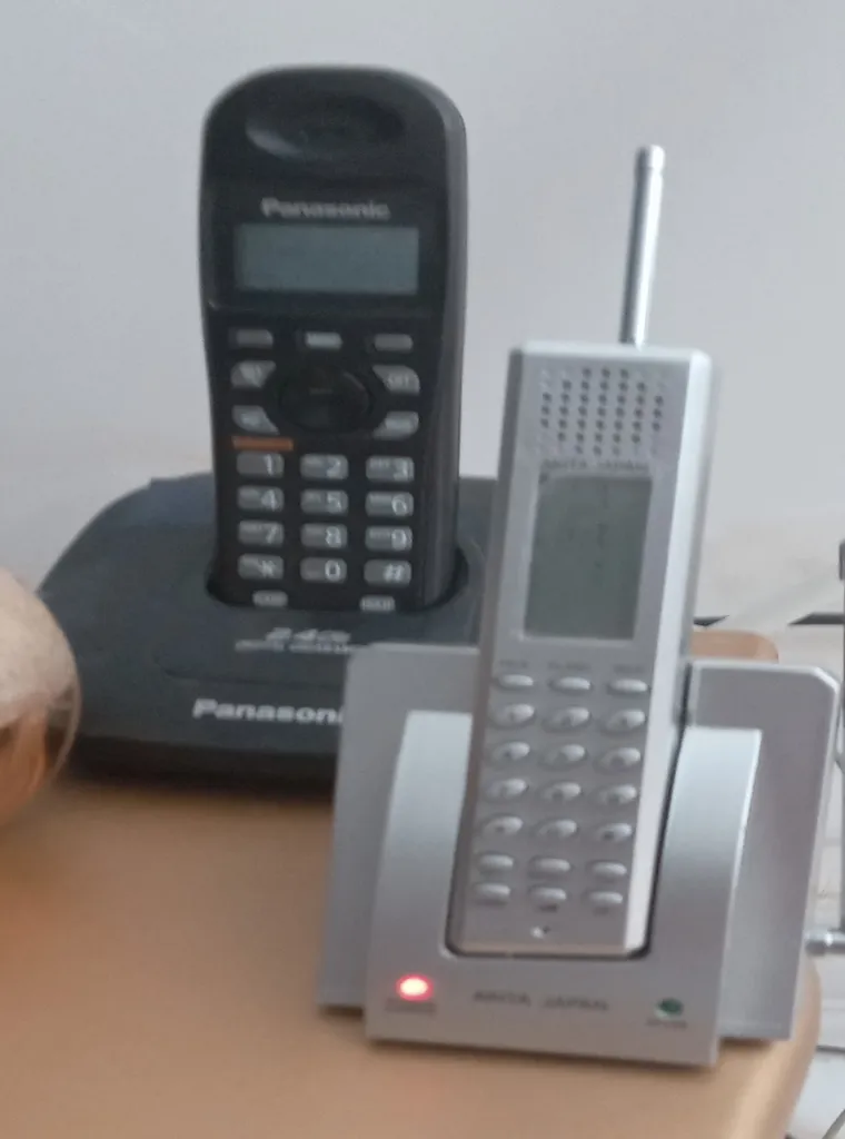 تلفن مدل AJ-300 CID