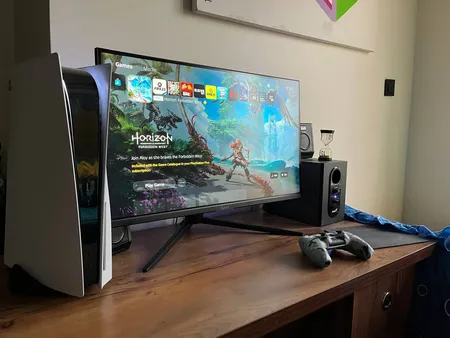 مانيتور گیمینگ 27 اینچ جی پلاس مدل GGM-L277FN، رزولوشن FullHD، پنل IPS، نرخ بروزرسانی 144 هرتز، با نسبت تصویر 16:9، دارای پورت HDMI و DisplayPort و USB و خروجی هدفون