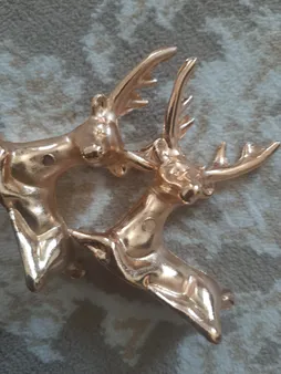 مجسمه برنزی طرح گوزن جفت کد 020030047 مجموعه 2 عددی