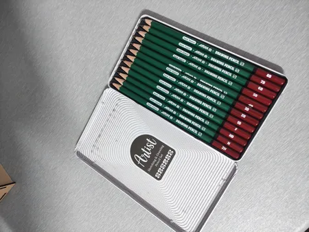 مداد طراحی آریا مدل ARTIST مجموعه 12 عددی