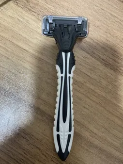 خودتراش دورکو مدل 6blade-vit E-Aloe Vera تحت لیسانس