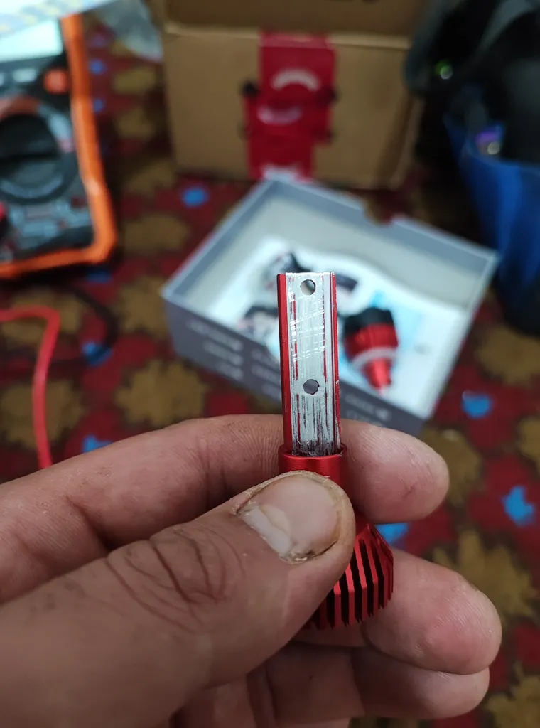 هدلایت لامپ خودرو ایکس تریم مدل X3 پایه 880 بسته دو عددی